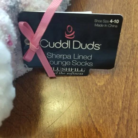 Cozy Pink and White Fuzzy Slippers - Picture 3 of 4